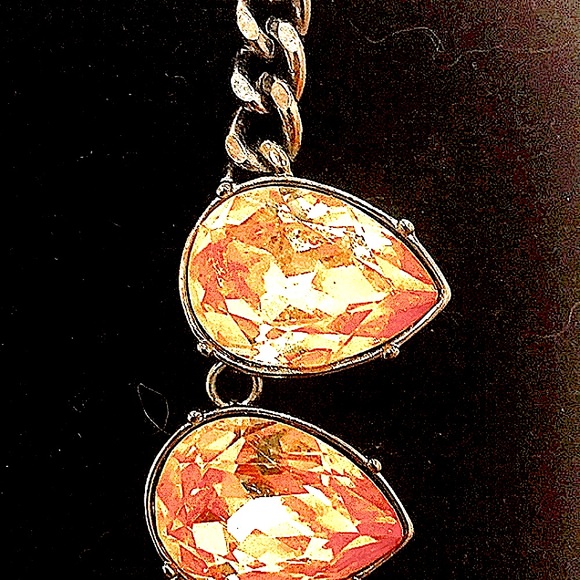 Stunning Vera Wang Amber Crystal and Gunmetal Chain Necklace - Picture 3 of 4